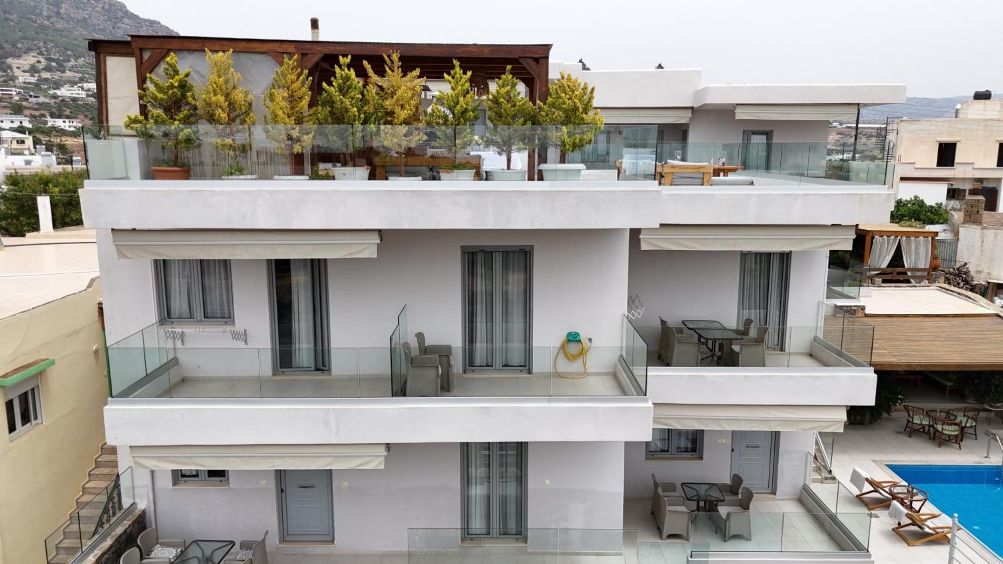Asteri Apartments Und Studios Makrýgialos Eksteriør bilde