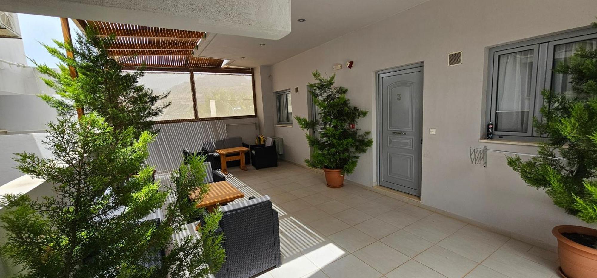 Asteri Apartments Und Studios Makrýgialos Eksteriør bilde