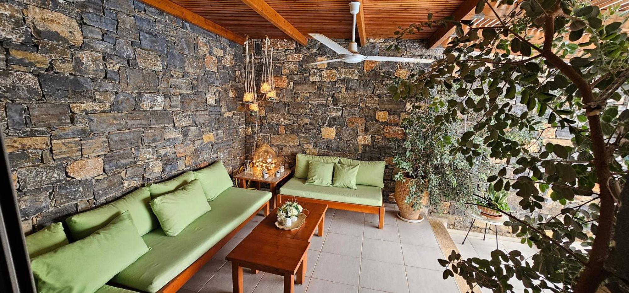 Asteri Apartments Und Studios Makrýgialos Eksteriør bilde