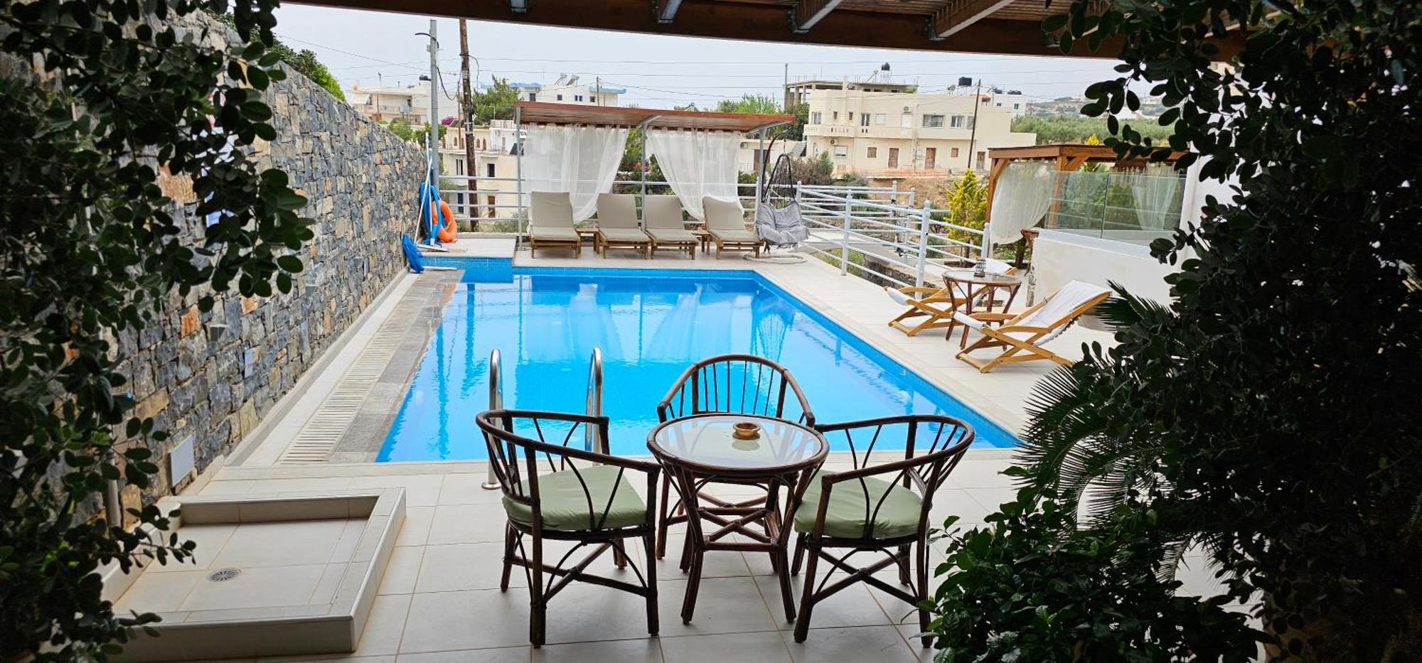 Asteri Apartments Und Studios Makrýgialos Eksteriør bilde