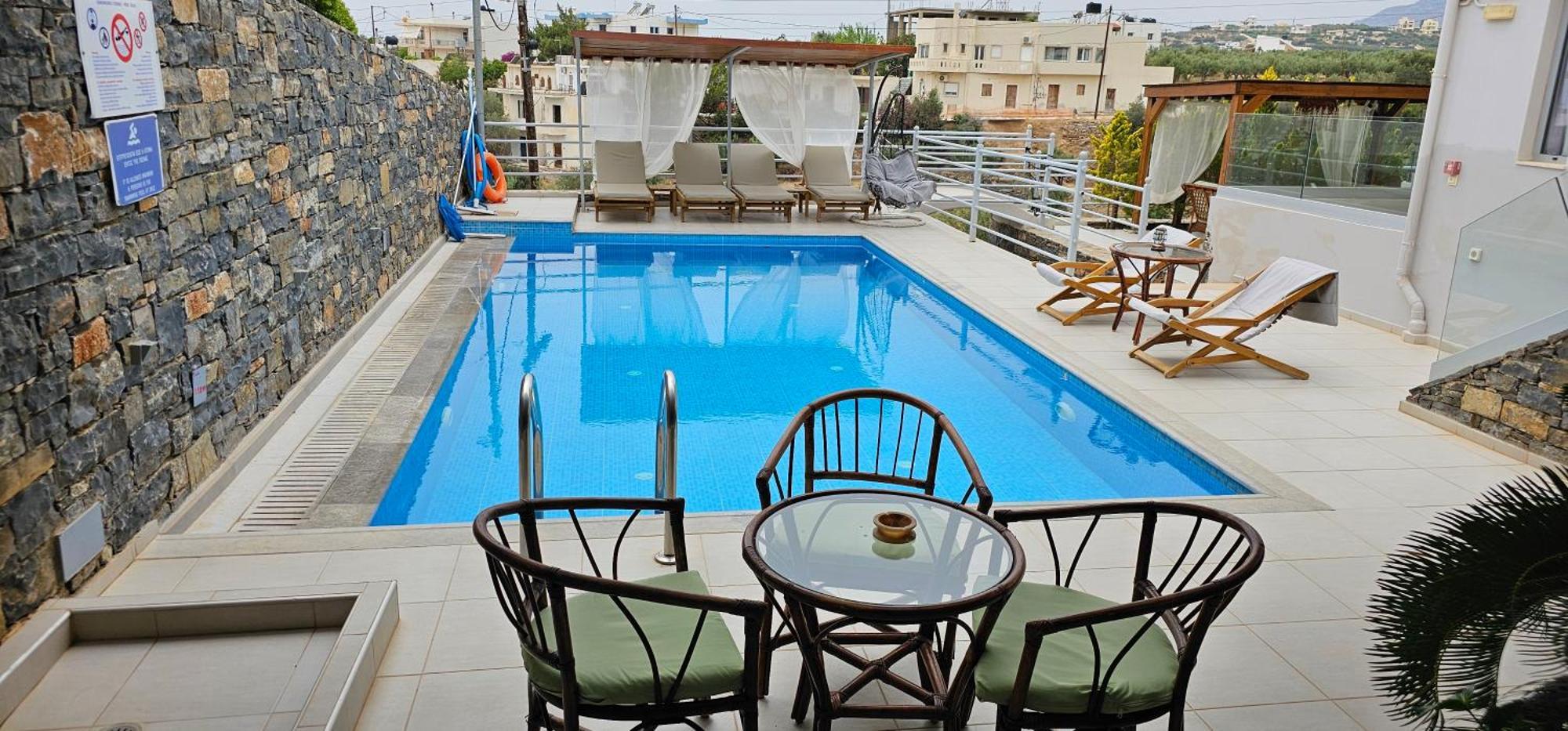 Asteri Apartments Und Studios Makrýgialos Eksteriør bilde