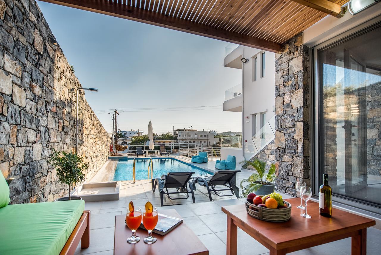 Asteri Apartments Und Studios Makrýgialos Eksteriør bilde