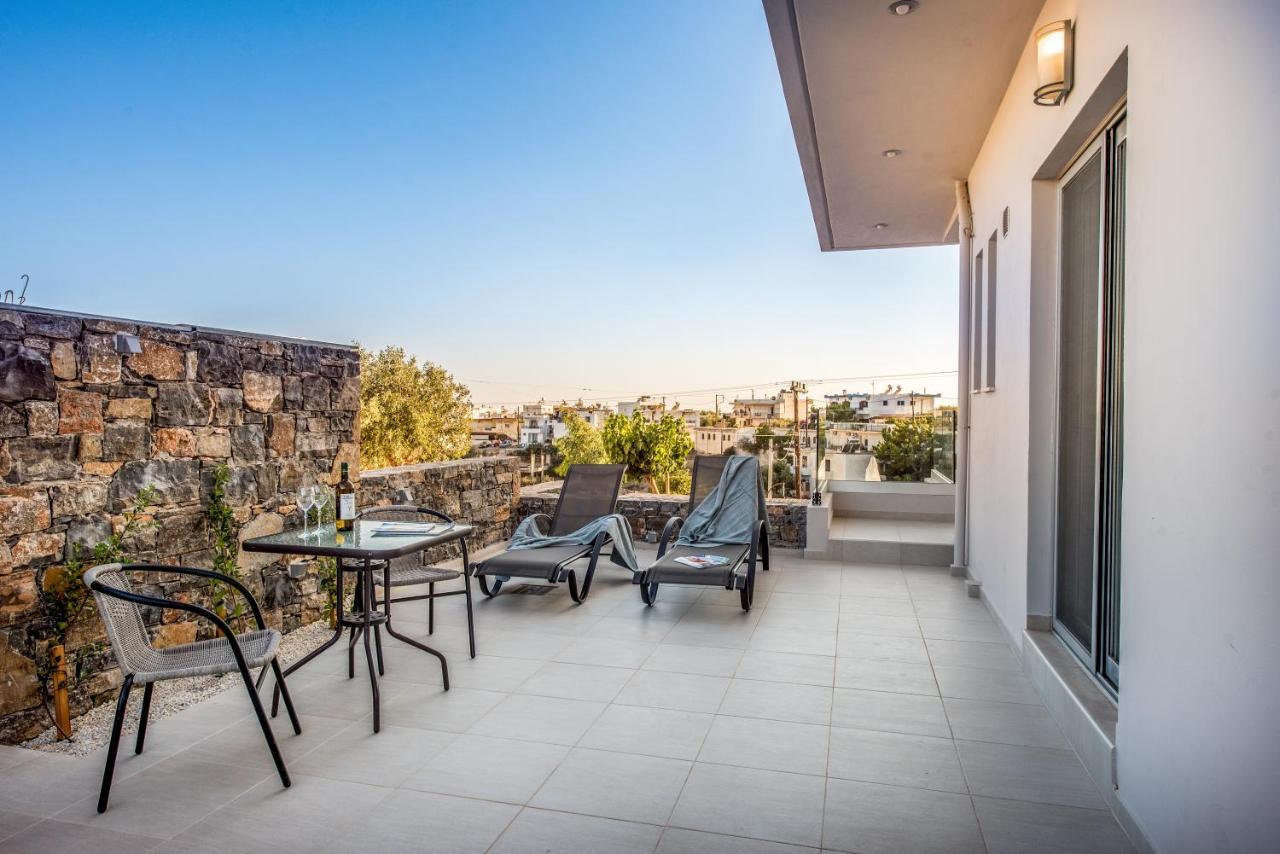 Asteri Apartments Und Studios Makrýgialos Eksteriør bilde