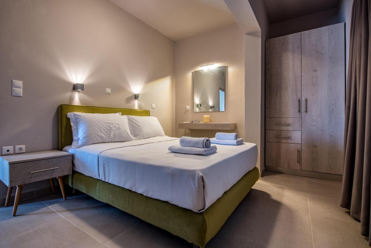 Asteri Apartments Und Studios Makrýgialos Eksteriør bilde